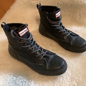 Woman’s black Hunter rain shoes | Size 9.5 |